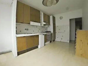 Prodej bytu 3+1, Plzeň, Karlovarská, 82 m2