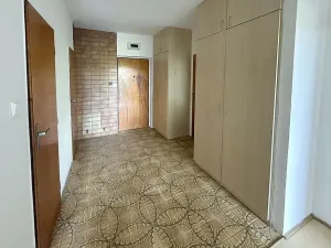 Prodej bytu 3+1, Plzeň, Karlovarská, 82 m2