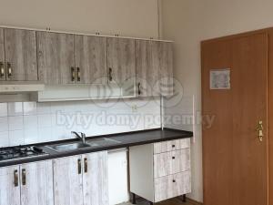 Pronájem bytu 2+1, Ostrava - Mariánské Hory, Lomená, 72 m2