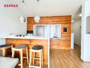 Pronájem bytu 2+kk, Praha - Modřany, Boženy Jandlové, 56 m2