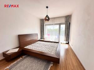 Pronájem bytu 2+kk, Praha - Modřany, Boženy Jandlové, 56 m2