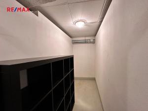 Pronájem bytu 2+kk, Praha - Modřany, Boženy Jandlové, 56 m2