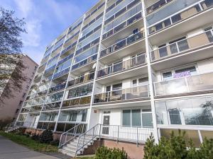 Pronájem bytu 3+kk, Praha - Kobylisy, Mirovická, 68 m2