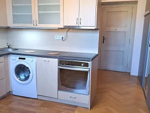 Pronájem bytu 1+1, Hradec Králové, Horova, 45 m2