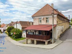 Prodej komerční nemovitosti, Střemy, 410 m2