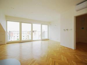 Pronájem bytu 2+kk, Praha - Vinohrady, Slezská, 72 m2