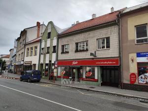 Pronájem bytu 1+1, Poděbrady, Komenského, 48 m2