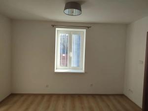 Pronájem bytu 1+1, Frýdek-Místek, Skautská, 34 m2