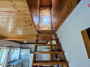 Prodej chaty, Káraný, 85 m2