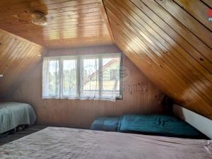 Prodej chaty, Káraný, 85 m2