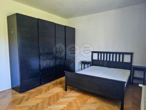 Pronájem atypického bytu, Hradec Králové, Sokolská, 19 m2