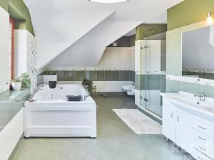 Prodej rodinného domu, Jesenice, Ibišková, 430 m2
