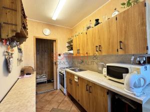 Prodej bytu 2+1, Hustopeče, U Větrolamu, 56 m2