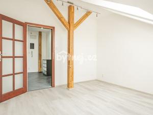 Pronájem bytu 3+kk, Praha - Žižkov, Kubelíkova, 75 m2