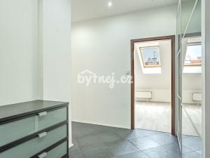 Pronájem bytu 3+kk, Praha - Žižkov, Kubelíkova, 75 m2