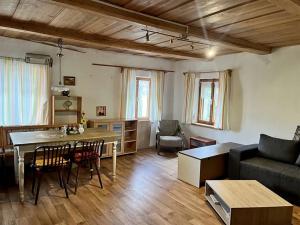Prodej rodinného domu, Chřibská, 120 m2