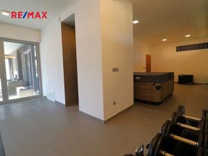 Prodej kanceláře, Tuchoměřice, Ve Zběrušce, 429 m2