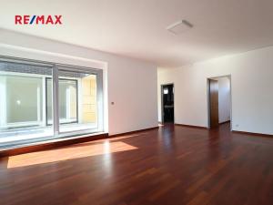 Prodej kanceláře, Tuchoměřice, Ve Zběrušce, 429 m2