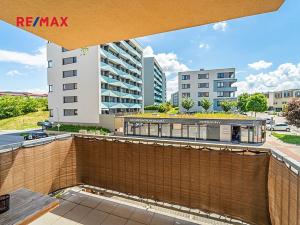 Prodej bytu 1+kk, Praha - Černý Most, Dobrovolného, 32 m2