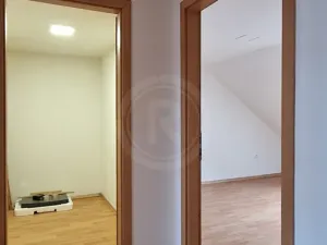 Pronájem bytu 3+kk, České Budějovice, Dukelská, 107 m2