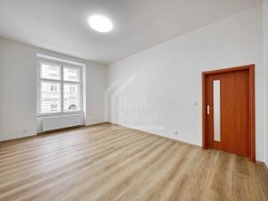 Pronájem bytu 3+1, Praha - Smíchov, Na bělidle, 87 m2
