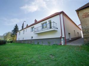 Pronájem rodinného domu, Kamýk nad Vltavou, 550 m2
