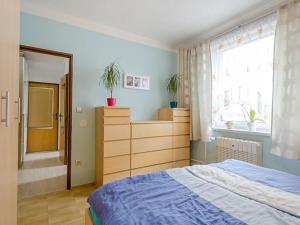 Prodej bytu 3+1, Hrádek, Družstevní, 75 m2