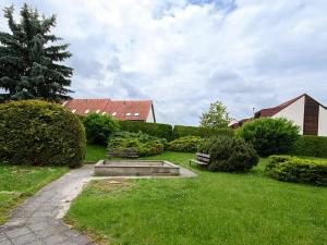 Prodej bytu 3+1, Hrádek, Družstevní, 75 m2