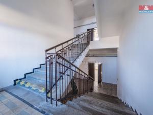 Prodej výrobních prostor, Načeradec, Zámecké náměstí, 1800 m2