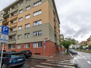 Pronájem bytu 2+kk, Praha - Vršovice, Kišiněvská, 48 m2