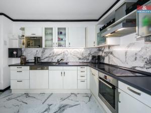 Prodej rodinného domu, Vroutek, Sadová, 152 m2