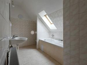 Pronájem bytu 3+kk, Milejovice, 100 m2