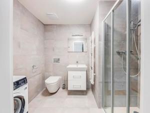 Pronájem bytu 2+kk, Praha - Vysočany, Hindlova, 52 m2