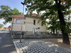 Pronájem bytu 3+1, Louny, Osvoboditelů, 80 m2