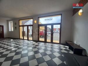 Pronájem restaurace, Seč, nám. Prof. Č. Strouhala, 240 m2