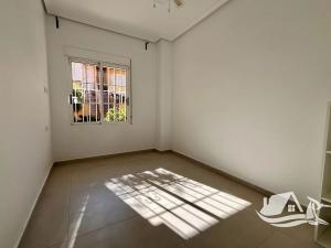 Prodej bytu 3+kk, Torrevieja, Španělsko, 49 m2