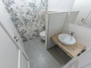 Prodej rodinného domu, Kratušín, 420 m2