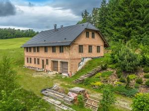 Prodej rodinného domu, Kratušín, 420 m2