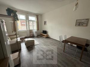 Pronájem bytu 3+kk, Praha - Vinohrady, Korunní, 75 m2