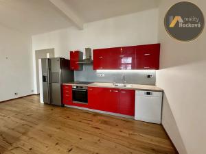 Pronájem bytu 4+kk, Praha - Vršovice, Charkovská, 74 m2