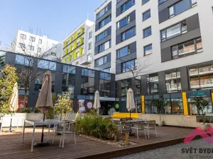 Pronájem kanceláře, Praha - Karlín, Sokolovská, 288 m2