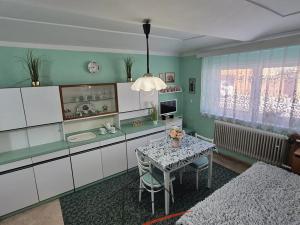 Prodej chalupy, Brozany nad Ohří, 200 m2