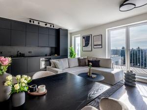 Prodej bytu 5+kk, Praha - Hostavice, Českobrodská, 119 m2
