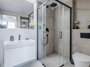 Prodej bytu 5+kk, Praha - Hostavice, Českobrodská, 119 m2