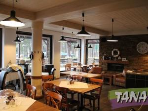 Prodej restaurace, Doksy, Přístavní, 290 m2
