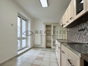 Pronájem bytu 2+1, České Budějovice, Zeyerova, 59 m2