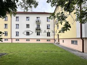 Pronájem bytu 2+1, České Budějovice, Zeyerova, 59 m2
