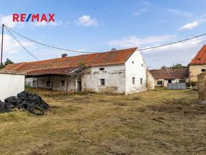 Prodej zemědělské usedlosti, Počedělice, 2500 m2