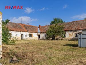 Prodej zemědělské usedlosti, Počedělice, 2500 m2