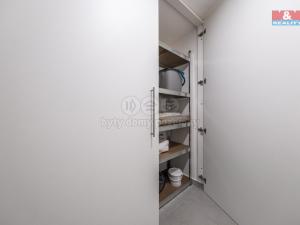 Pronájem atypického bytu, Mukařov - Žernovka, 54 m2